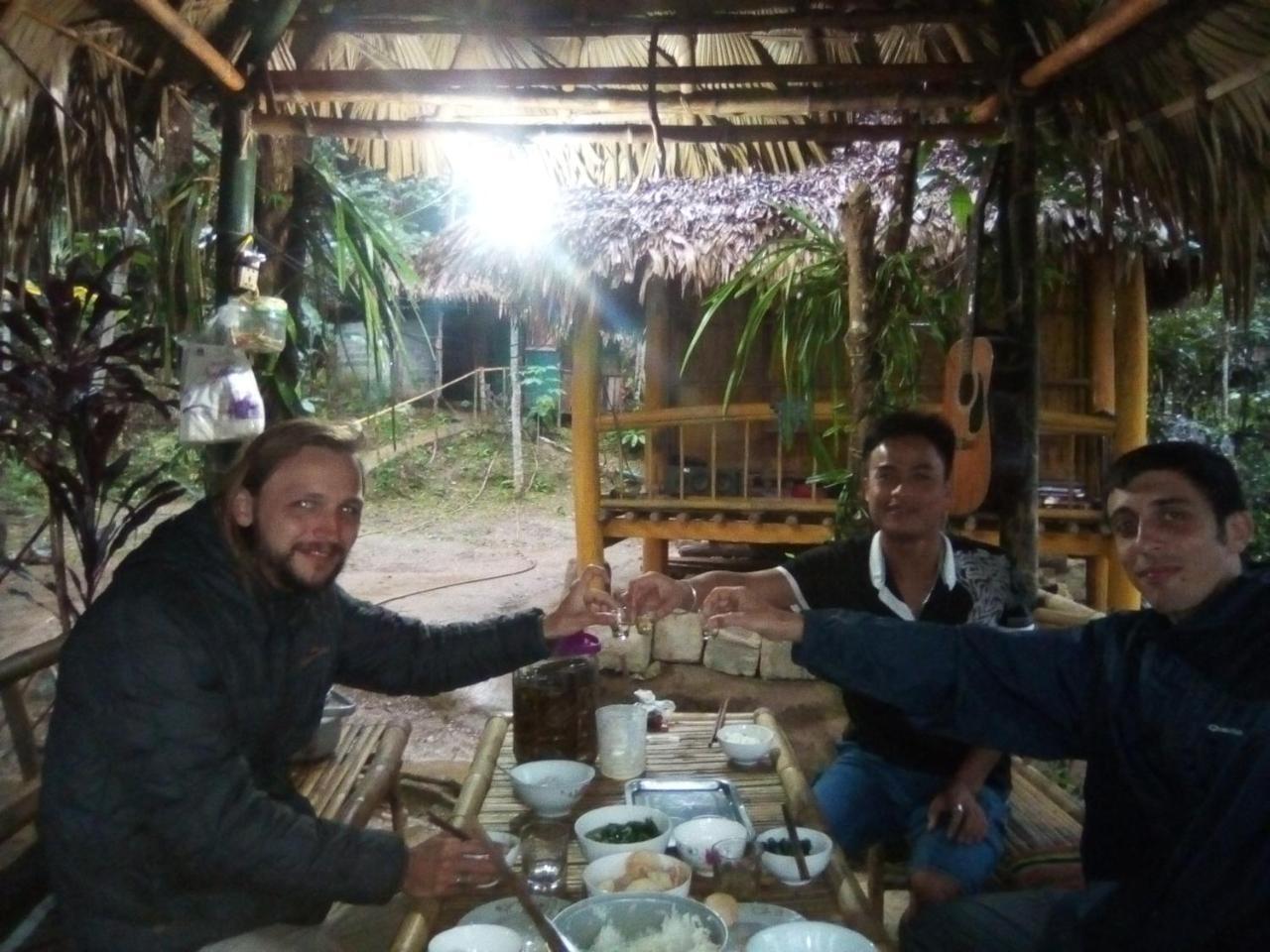 Puluong Jungle King Homestay Lang Chieu Exterior foto